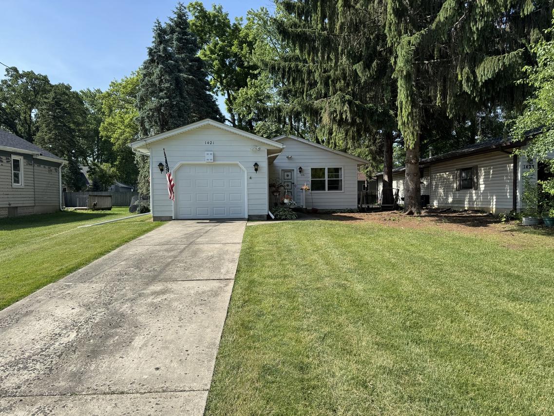 1421 Harlan Ave., Elgin, IL 60123