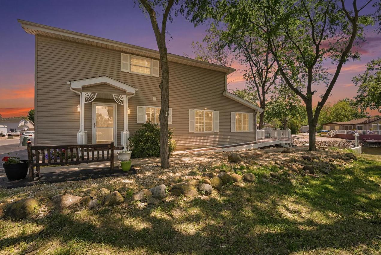 156 Fossil Cove Ln., Wilmington, IL 60481