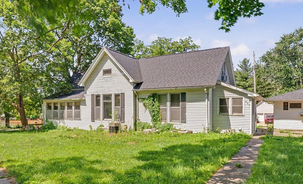 307 S Lincoln St., Mahomet, IL 61853