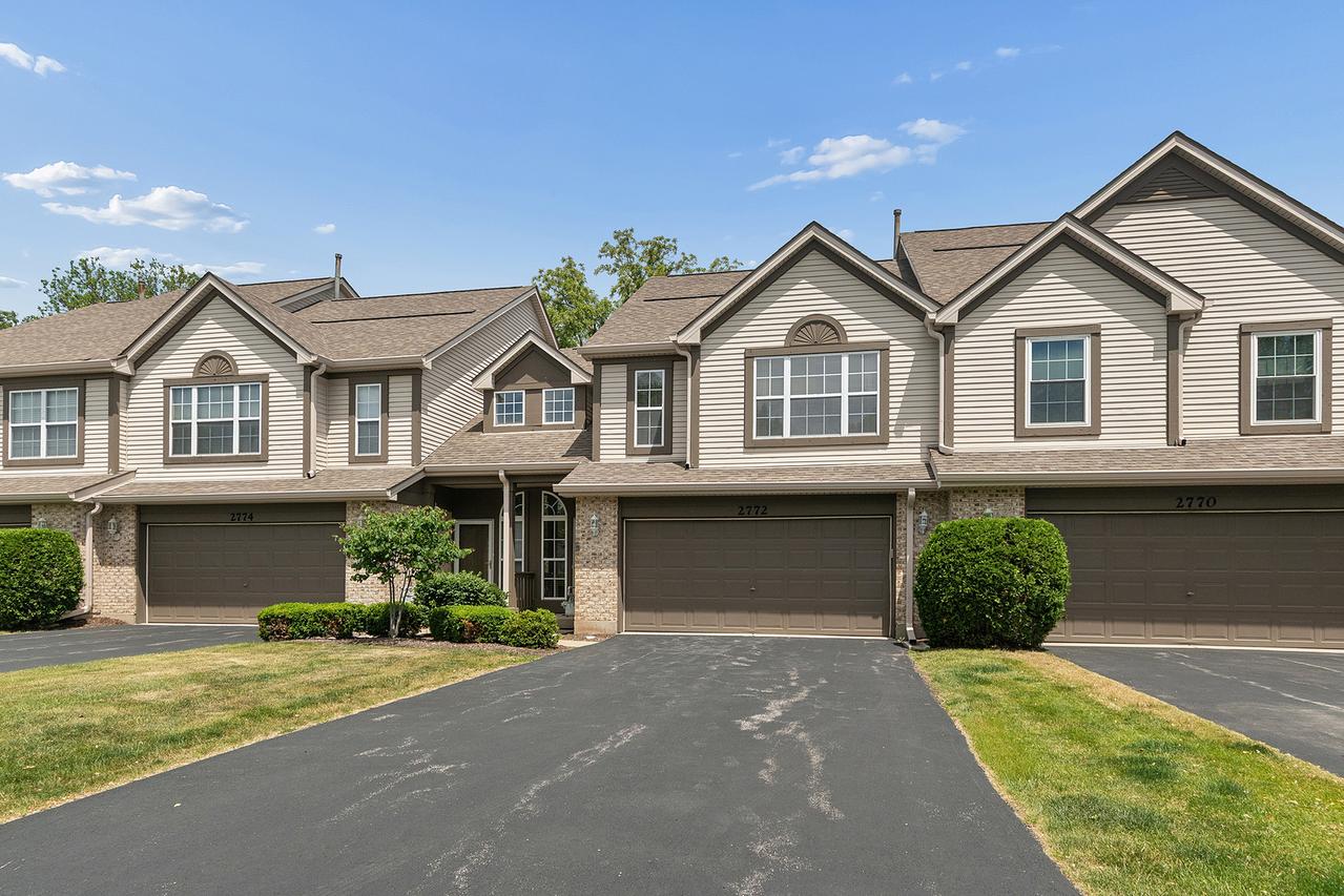 2772 Whitlock Dr., Darien, IL 60561