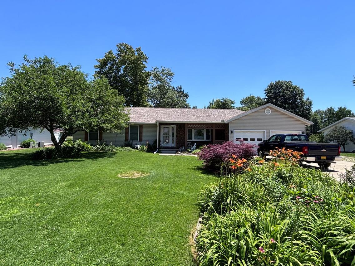 326 Northwood Ln., Salem, IL 62881