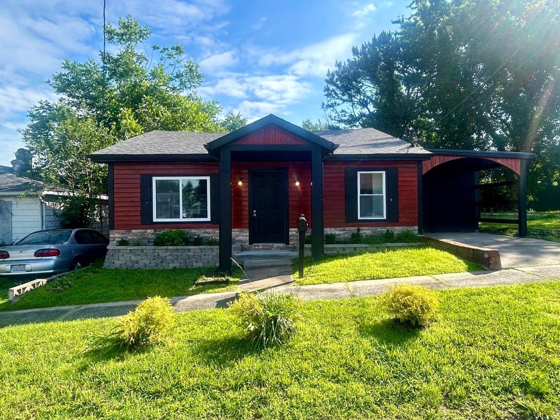 309 W 11th St., Metropolis, IL 62960