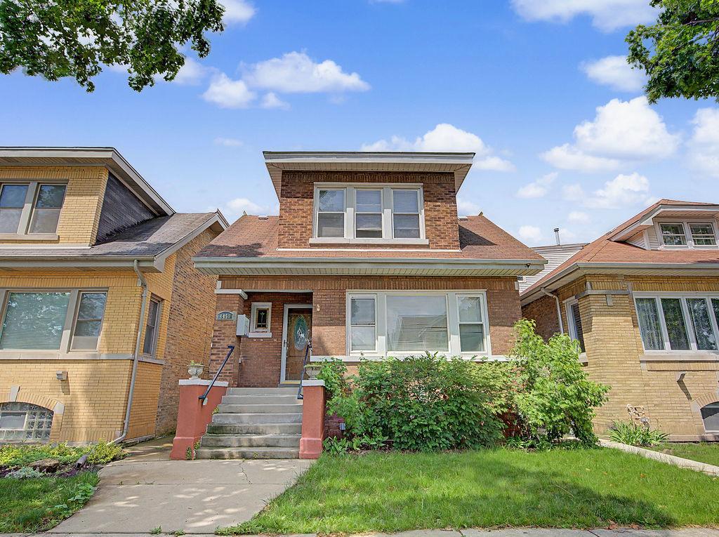 4450 N Mango Ave., Chicago, IL 60630