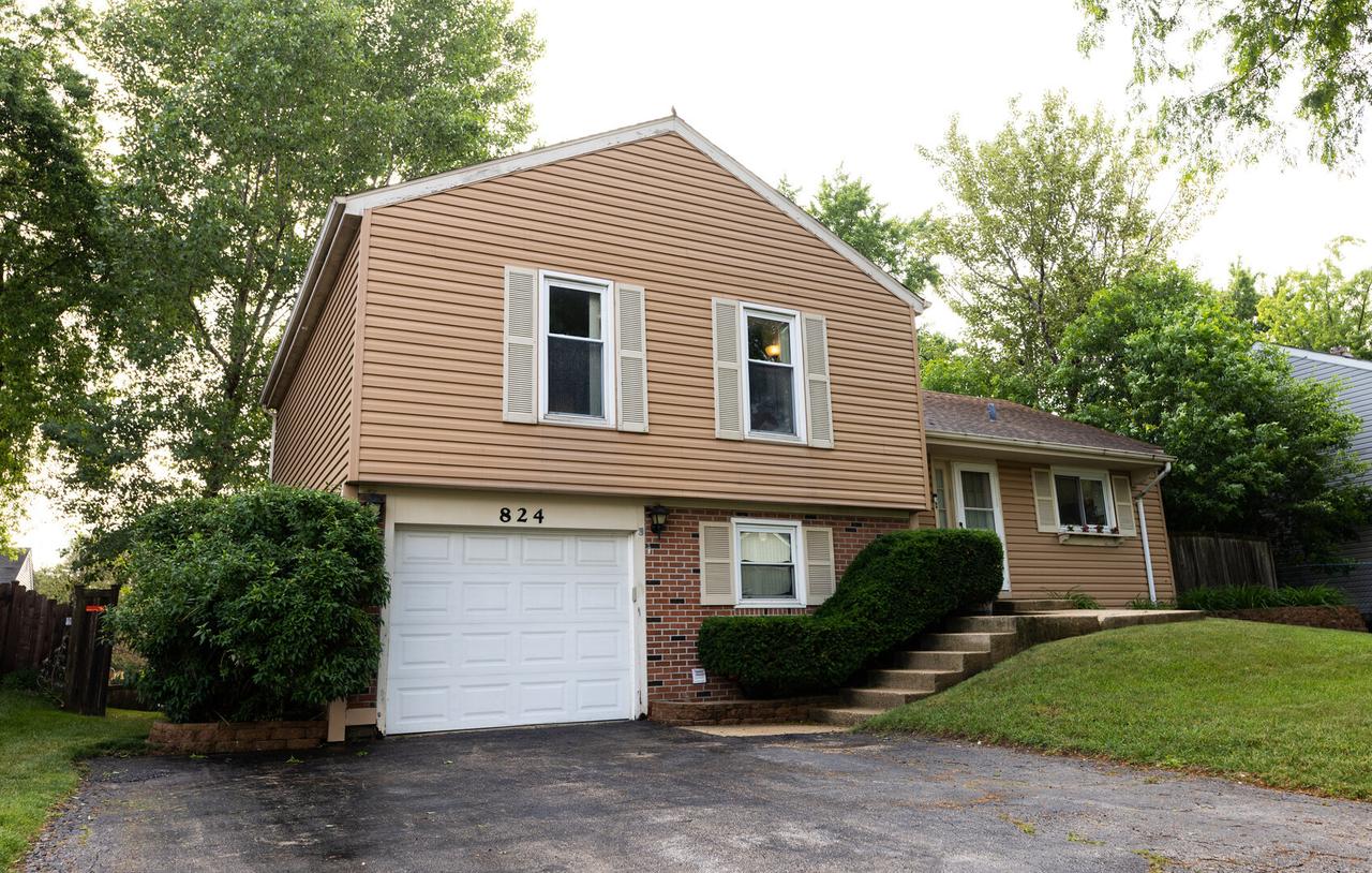 [Address Hidden by Seller], Bartlett, IL 60103