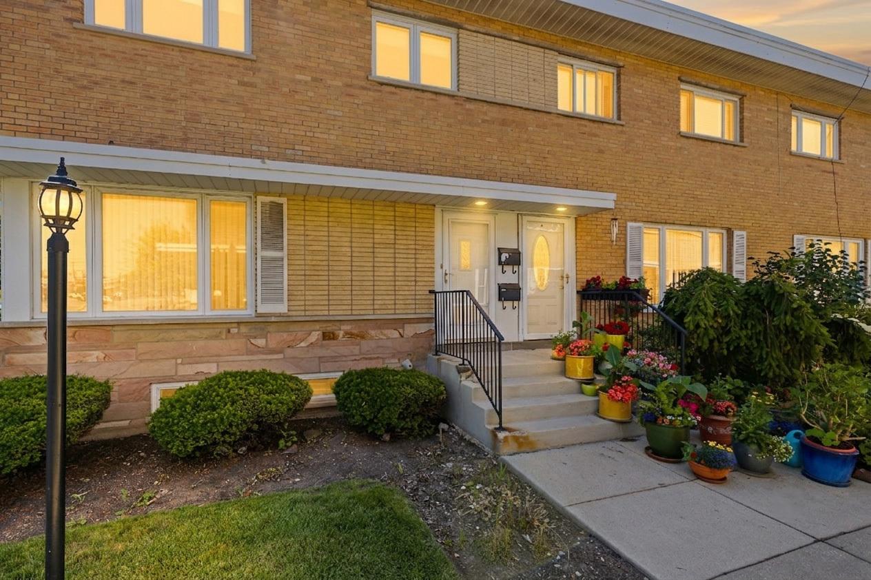 7862 W Lawrence Ave. #A, Norridge, IL 60706