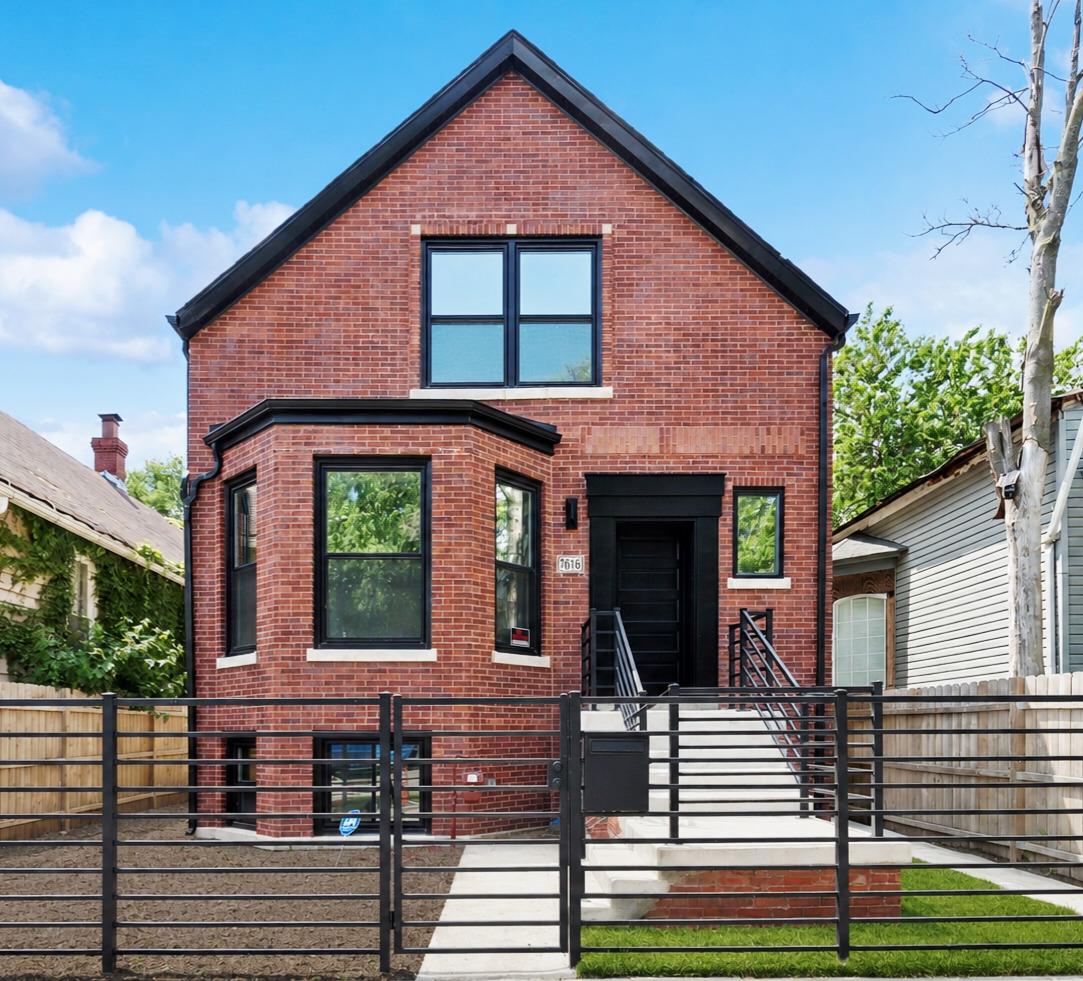 [Address Hidden by Seller], Chicago, IL 60619