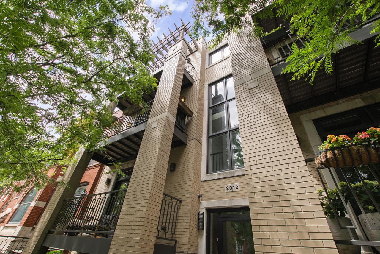 2012 W Erie St. #3W, Chicago, IL 60612
