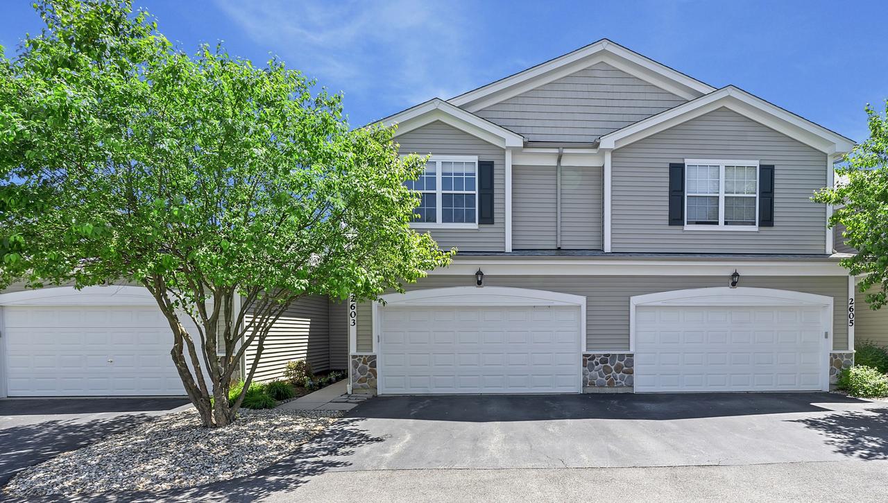 2603 Kendall Crossing, Mchenry, IL 60051