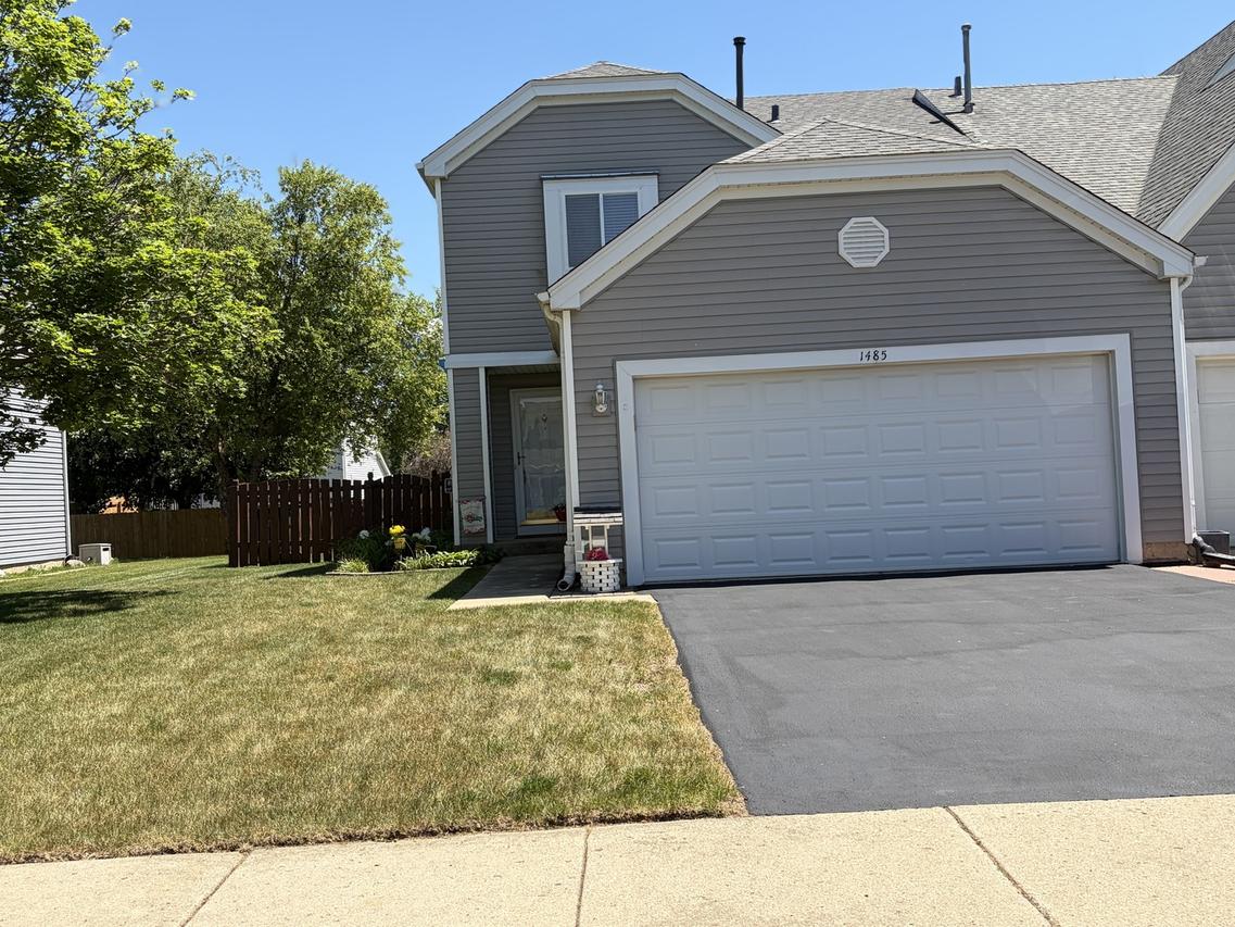 1485 Exeter Ln., South Elgin, IL 60177