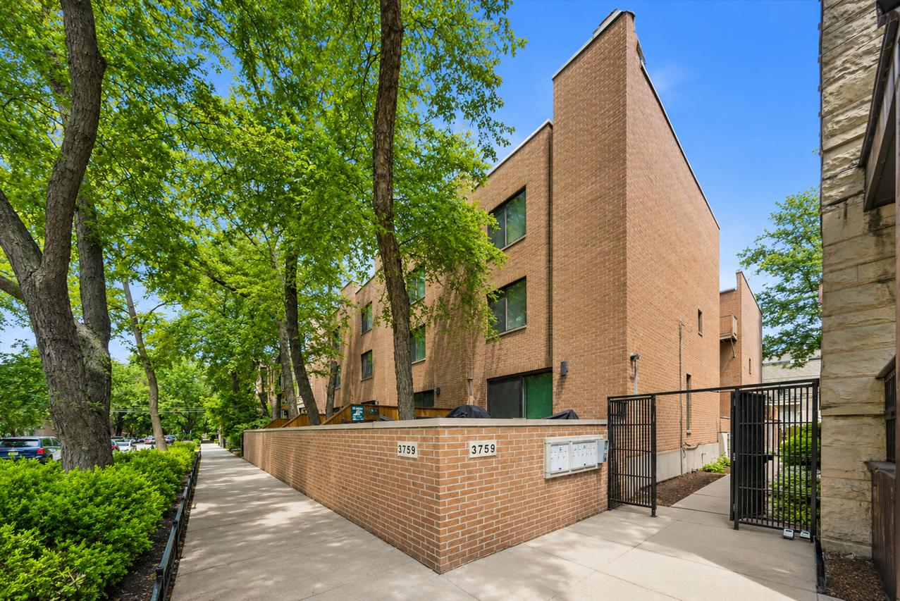 3759 N Kenmore Ave. #H, Chicago, IL 60613