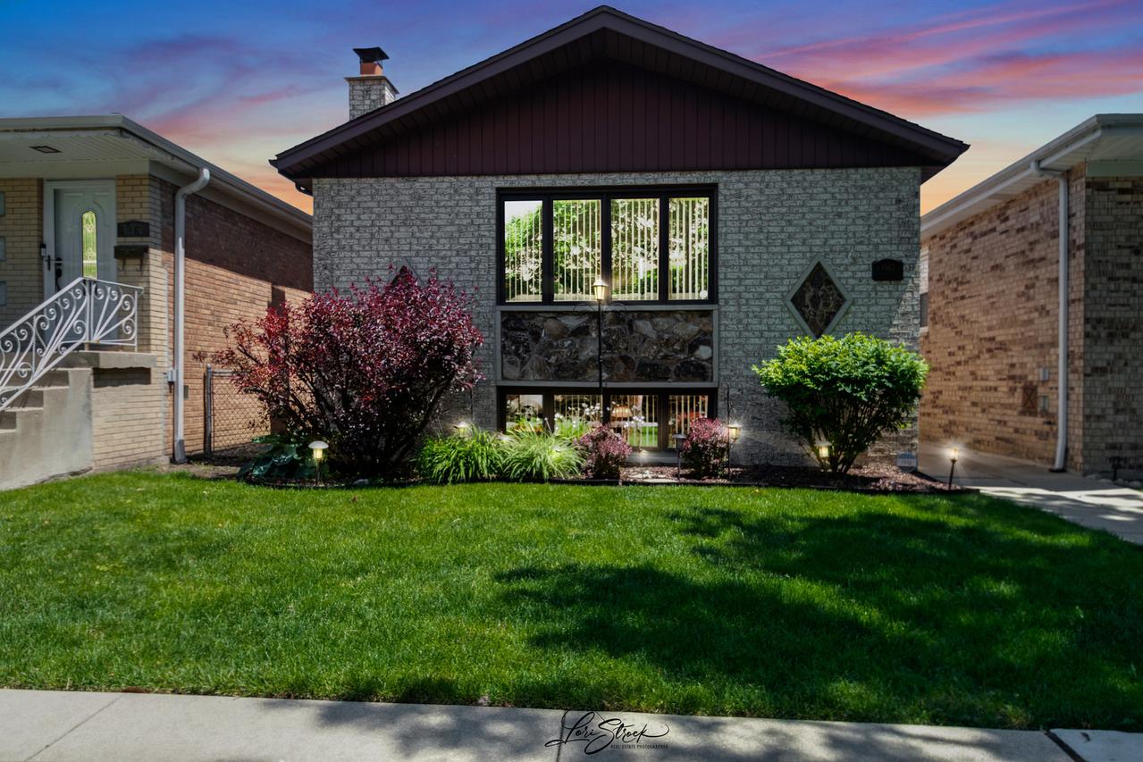 4563 N Merrimac Ave., Chicago, IL 60630