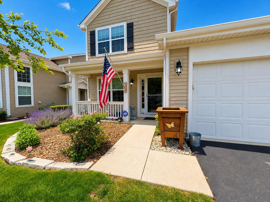 190 Norfolk Ln., Pingree Grove, IL 60140
