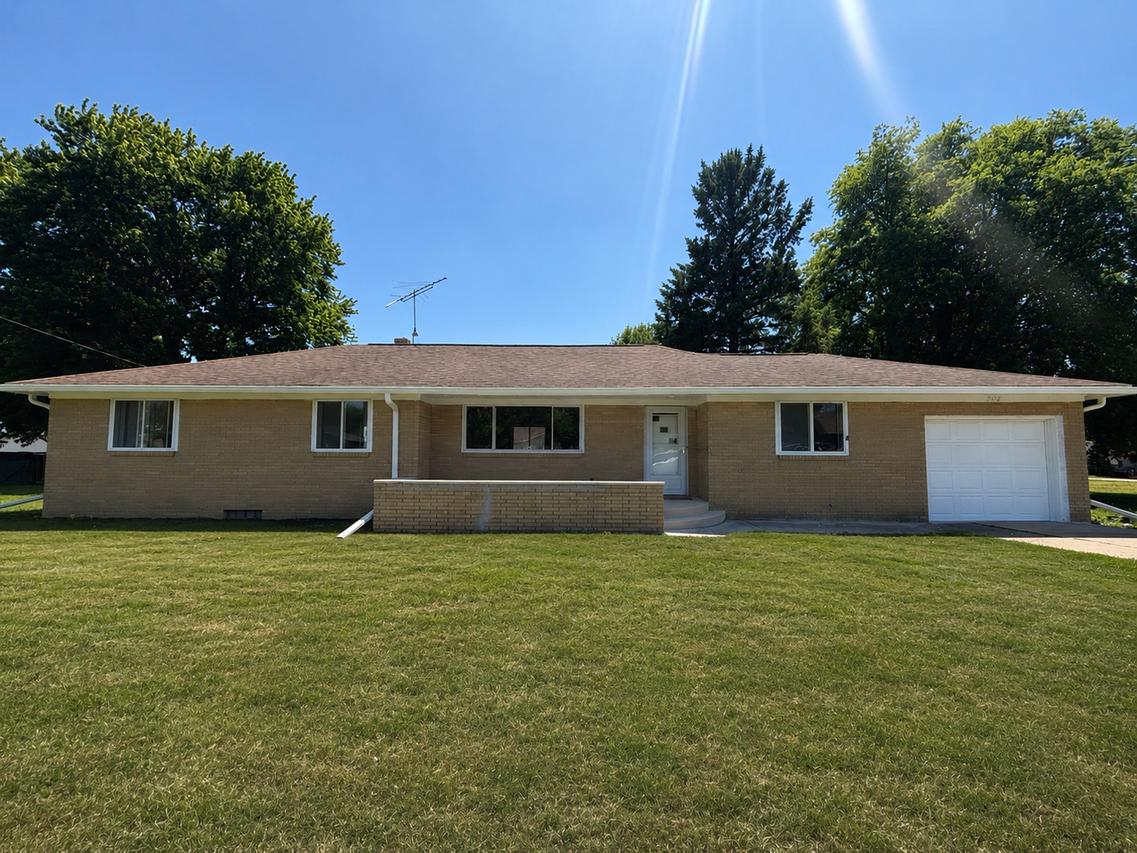 502 Bruner St., North Henderson, IL 61466