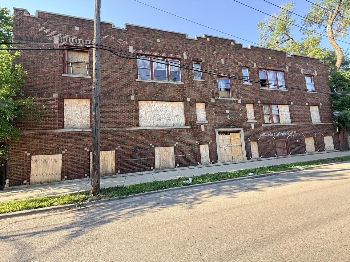 [Address Hidden by Seller], Chicago, IL 60644