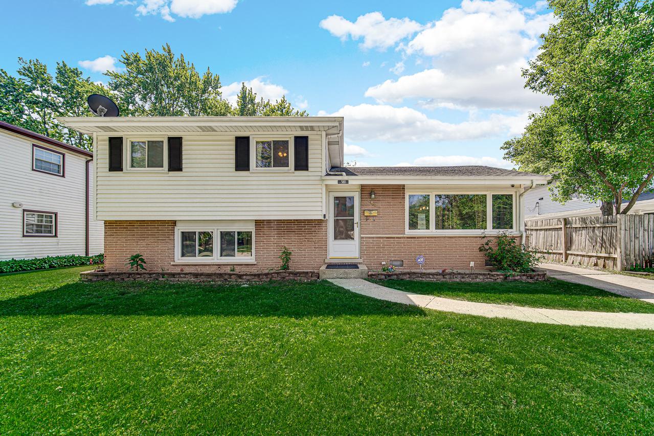 580 N 6th Ave., Des Plaines, IL 60016