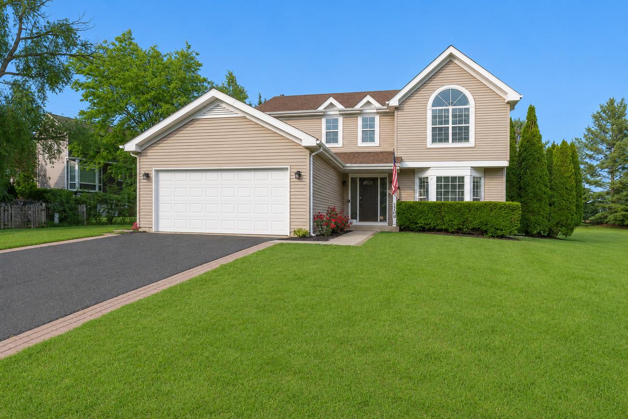 1759 Deerhaven Dr., Crystal Lake, IL 60014