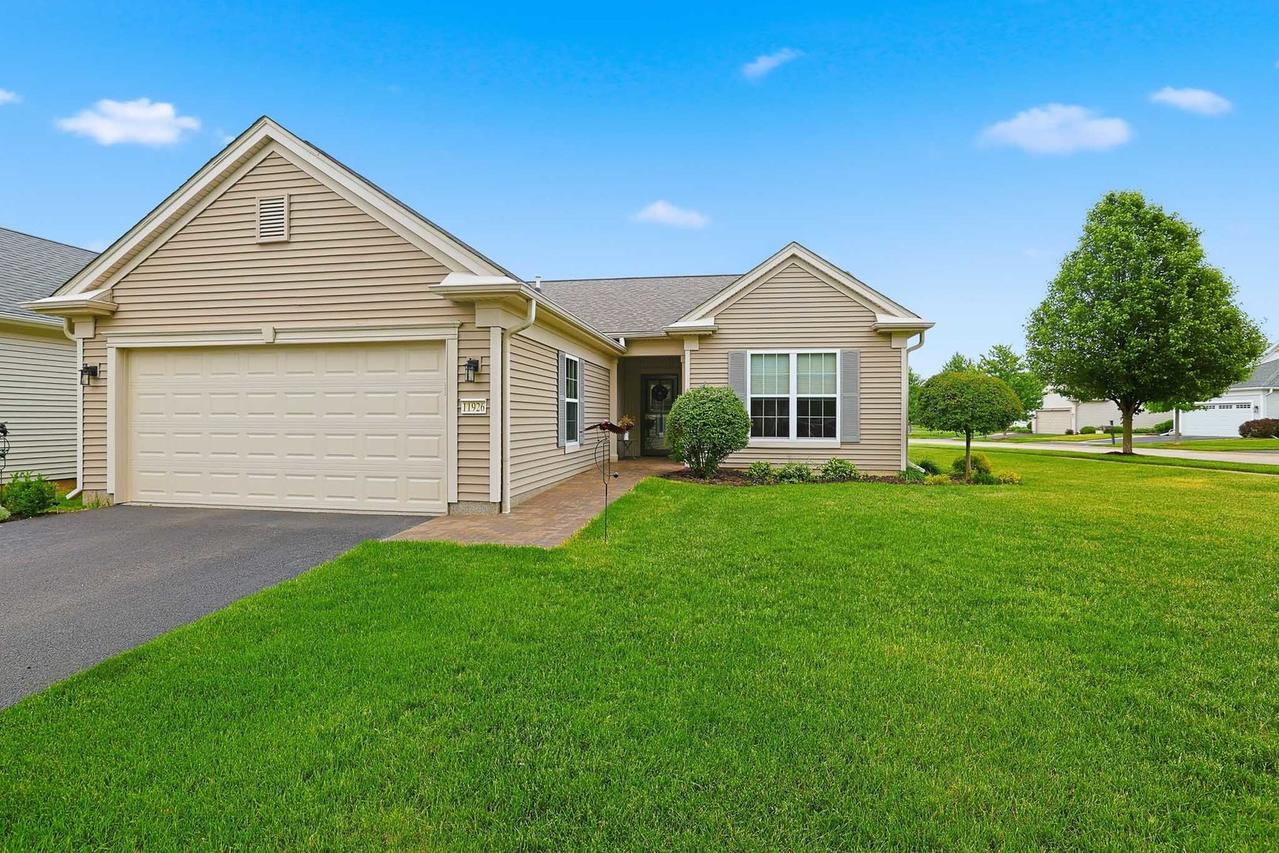 11926 Borhart Dr., Huntley, IL 60142