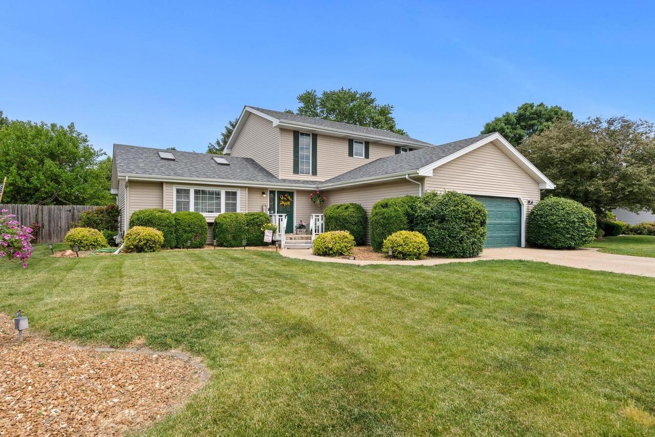 385 Princeton Ave., Bourbonnais, IL 60914
