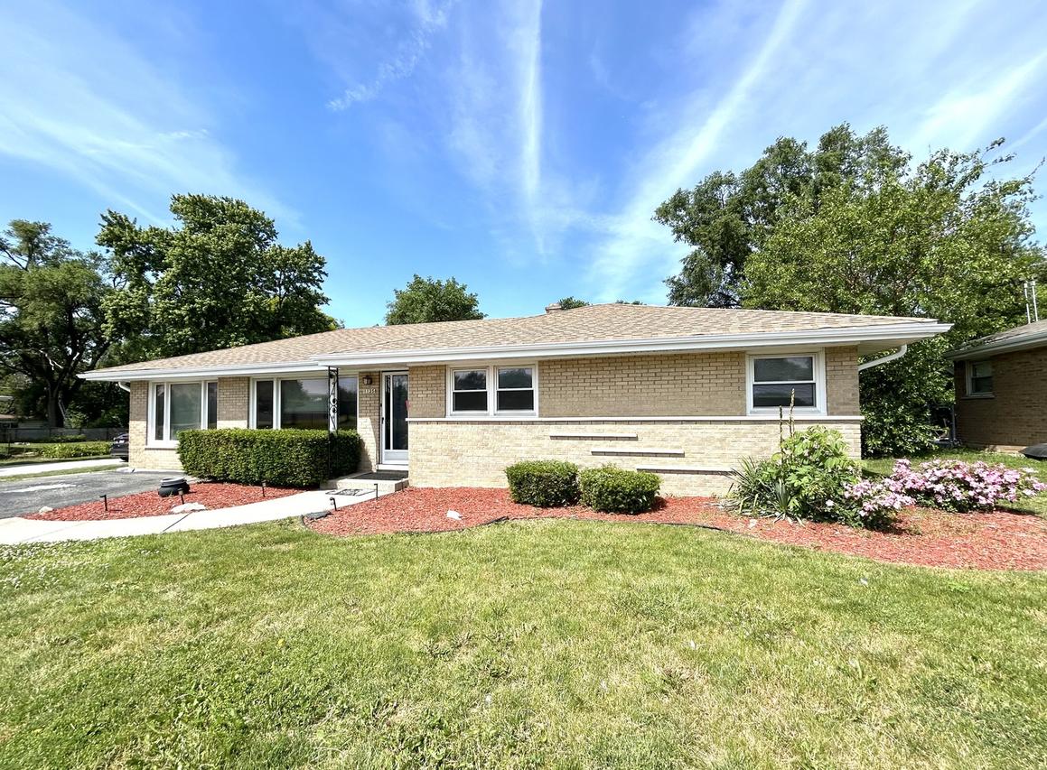 11358 S Ridgeland Ave., Worth, IL 60482