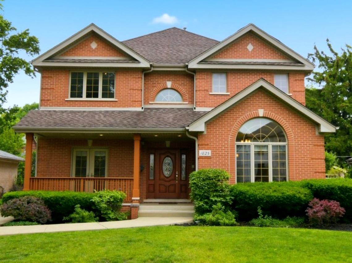1825 S Fairview Ave., Park Ridge, IL 60068