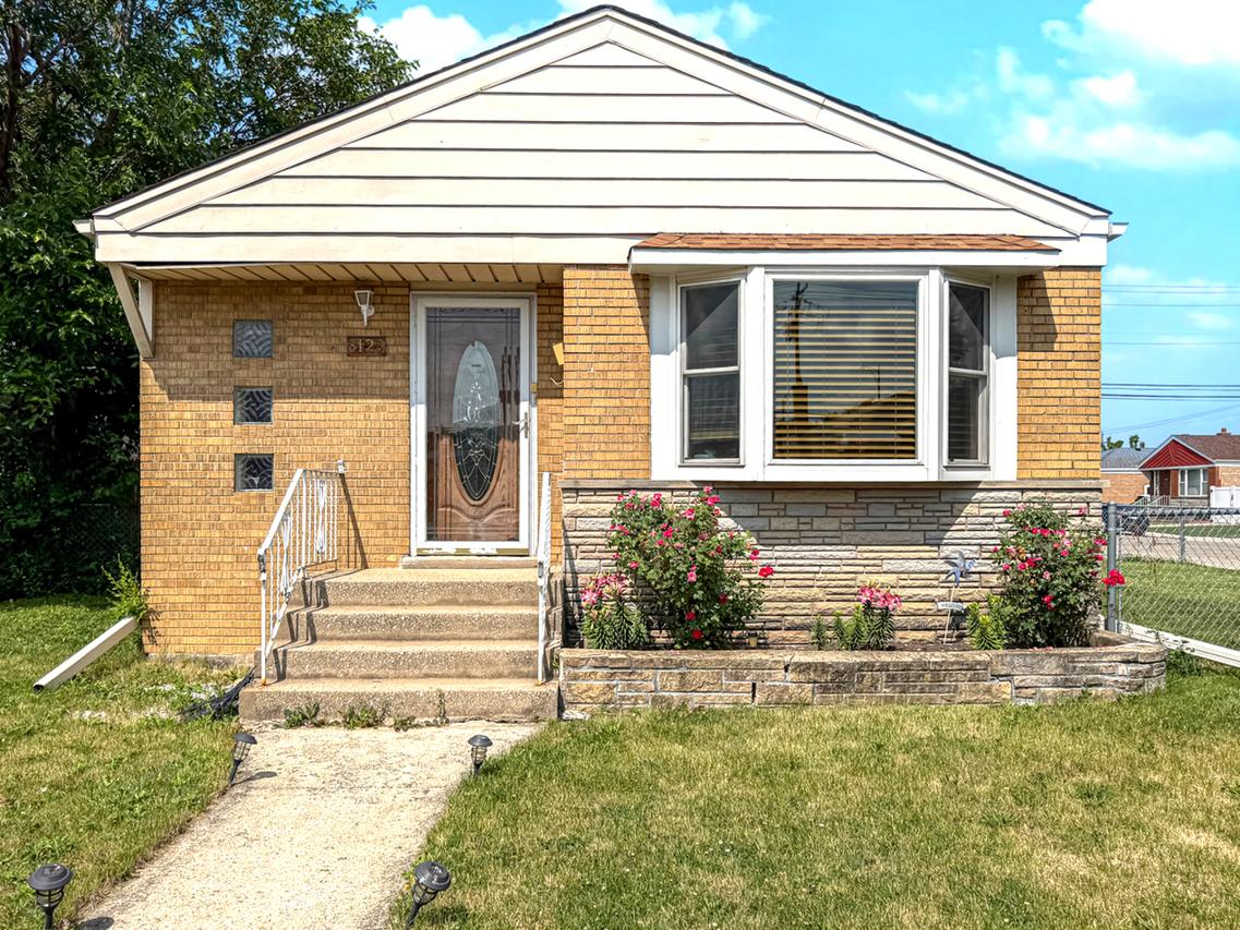 8128 S Komensky Ave., Chicago, IL 60652