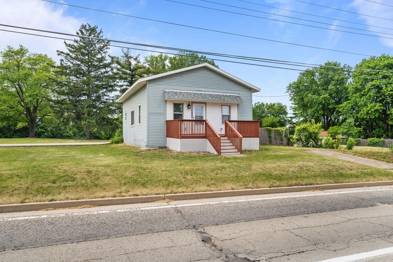 1220 N Springfield Ave., Rockford, IL 61101