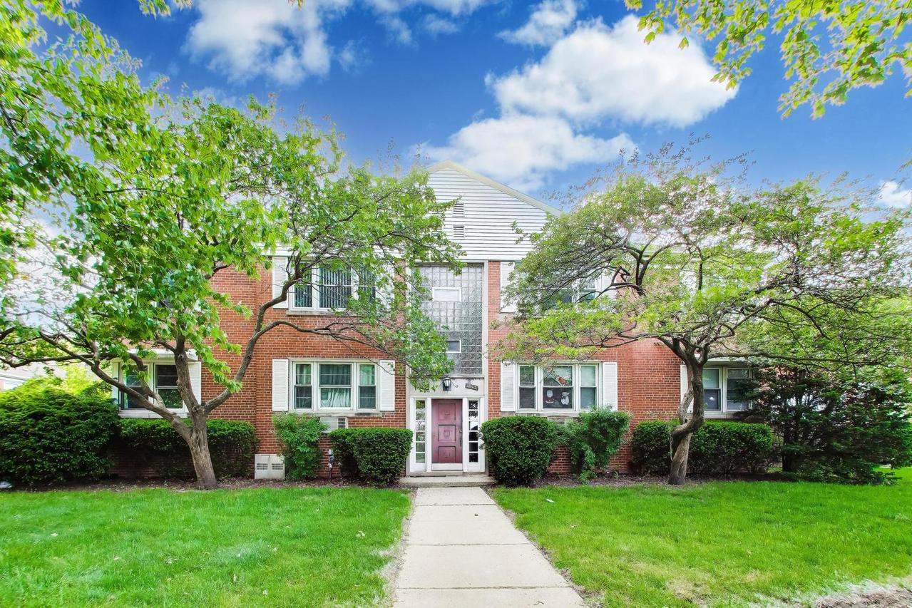 6600 N Ridge Blvd. #2, Chicago, IL 60626