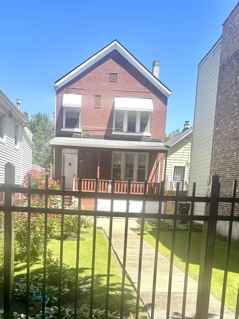 3627 S Parnell Ave., Chicago, IL 60609