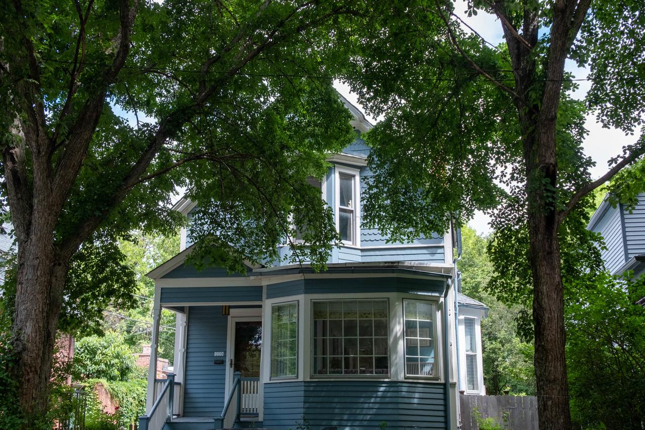 1220 E 57th St., Chicago, IL 60637