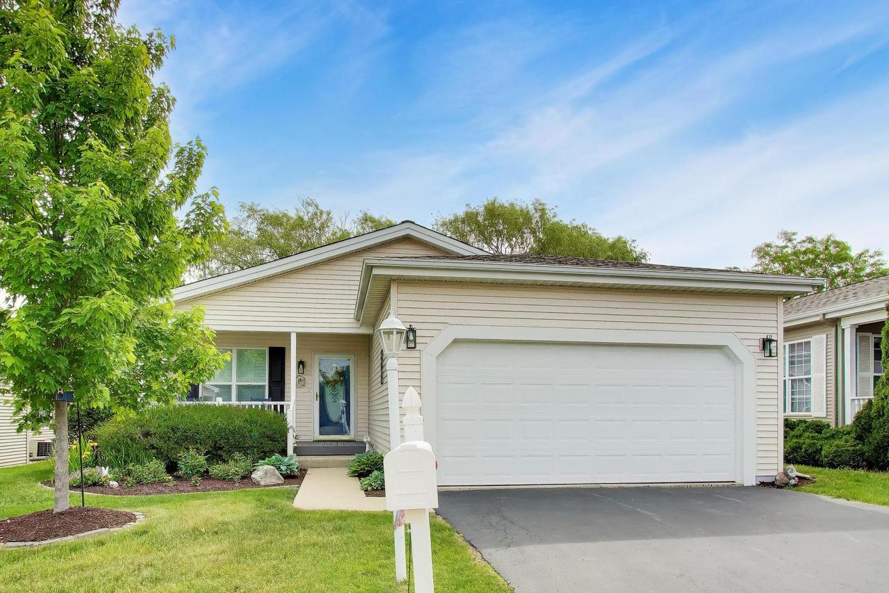 3407 Stretch Run Rd., Grayslake, IL 60030