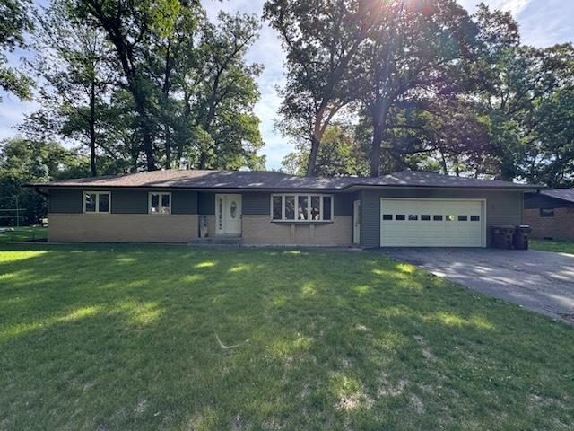 334 Tree Ln., Prophetstown, IL 61277