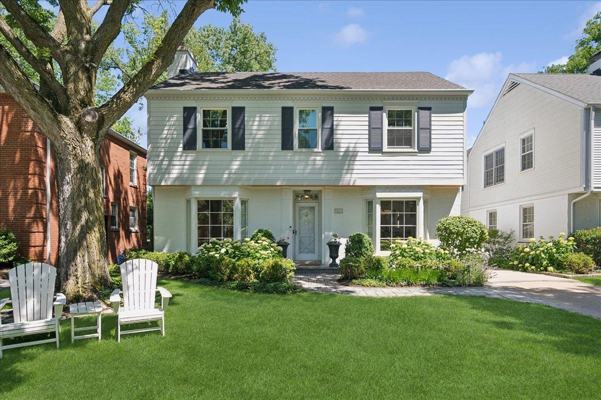 2236 Kenilworth Ave., Wilmette, IL 60091