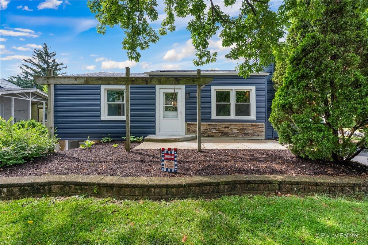51 W Harrison Rd., Lombard, IL 60148