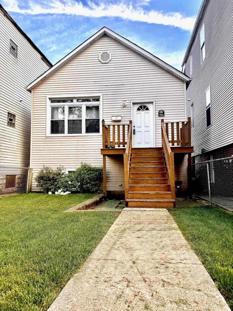 [Address Hidden by Seller], Chicago, IL 60609