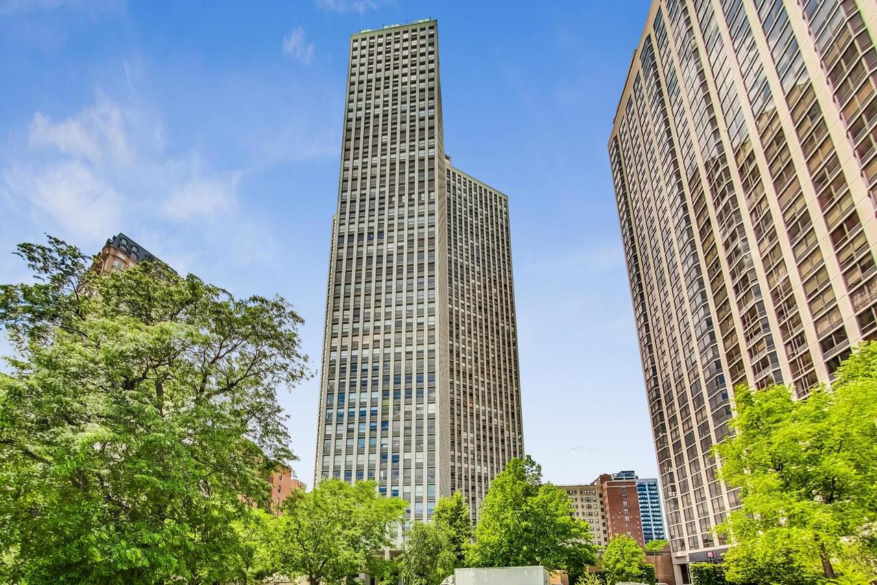 [Address Hidden by Seller], Chicago, IL 60614