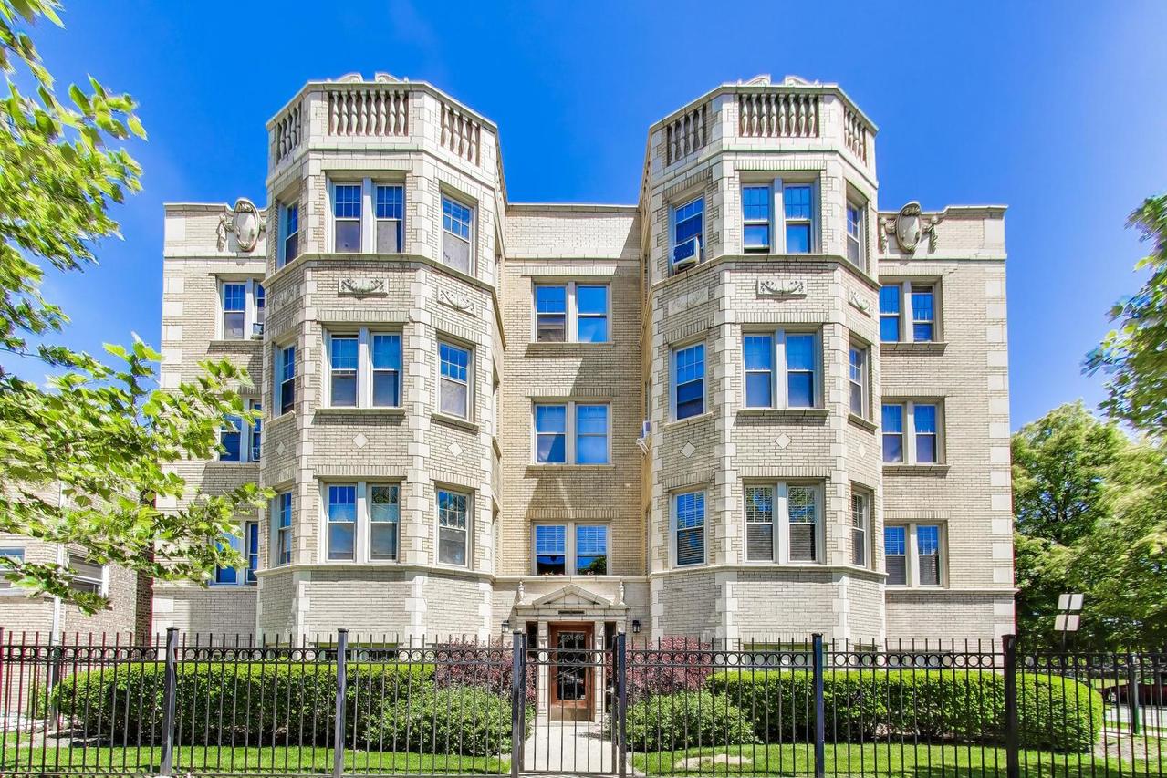 6203 N Oakley St. #1, Chicago, IL 60659
