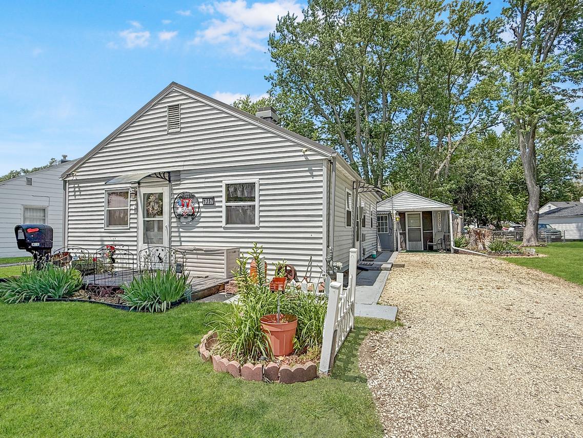 1357 Fairlawn Dr., Rantoul, IL 61866