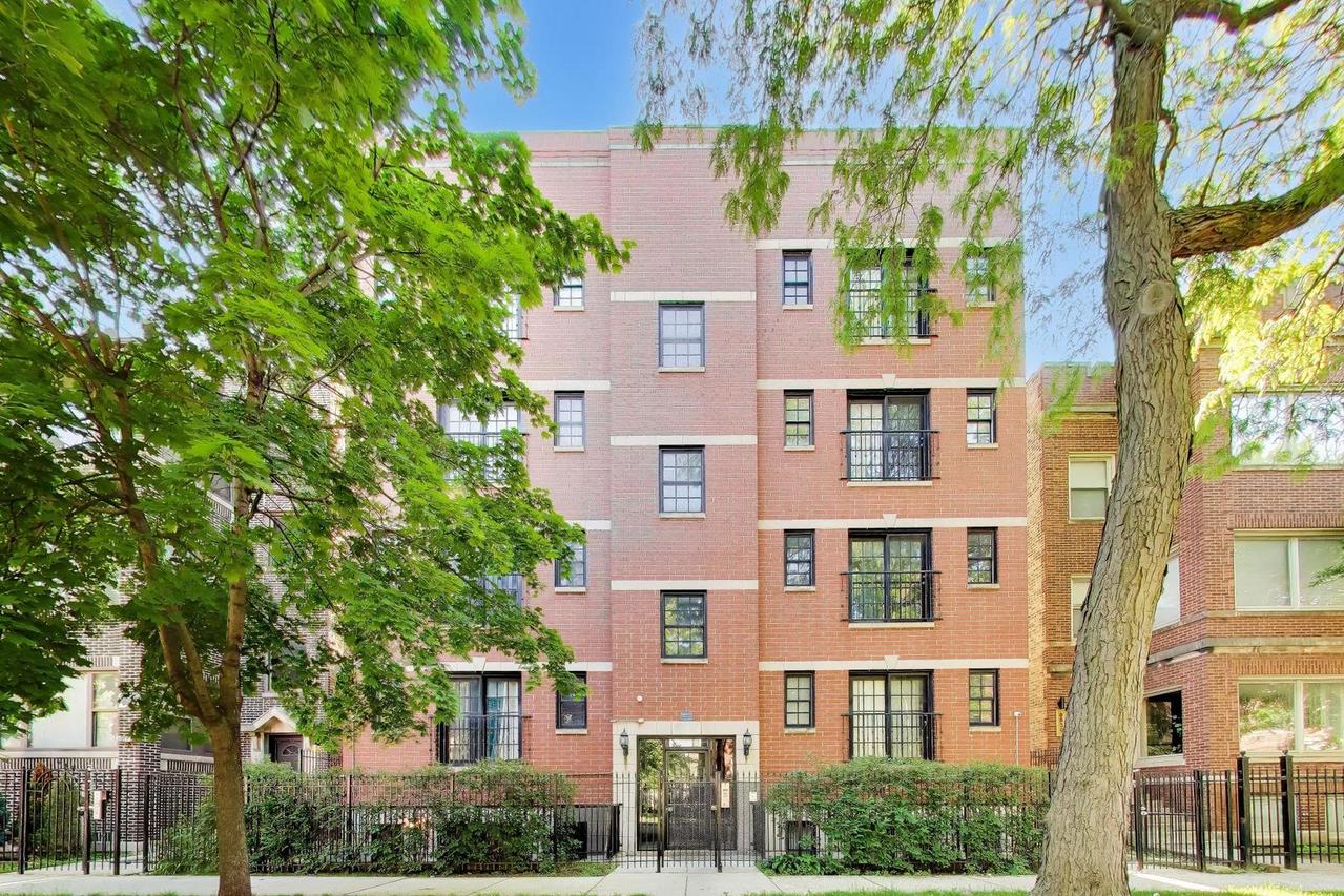 6835 S Cornell Ave. #2S, Chicago, IL 60649