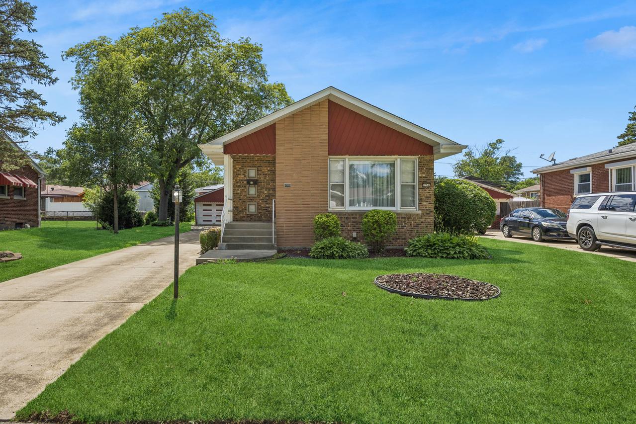 734 Campbell Ave., Chicago Heights, IL 60411