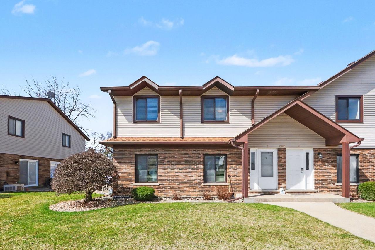 16180 Apple Ln. #3, Tinley Park, IL 60487