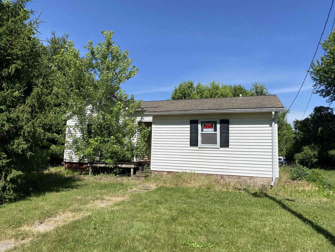 2111 Knox Road 1050 Rd., Oneida, IL 61467