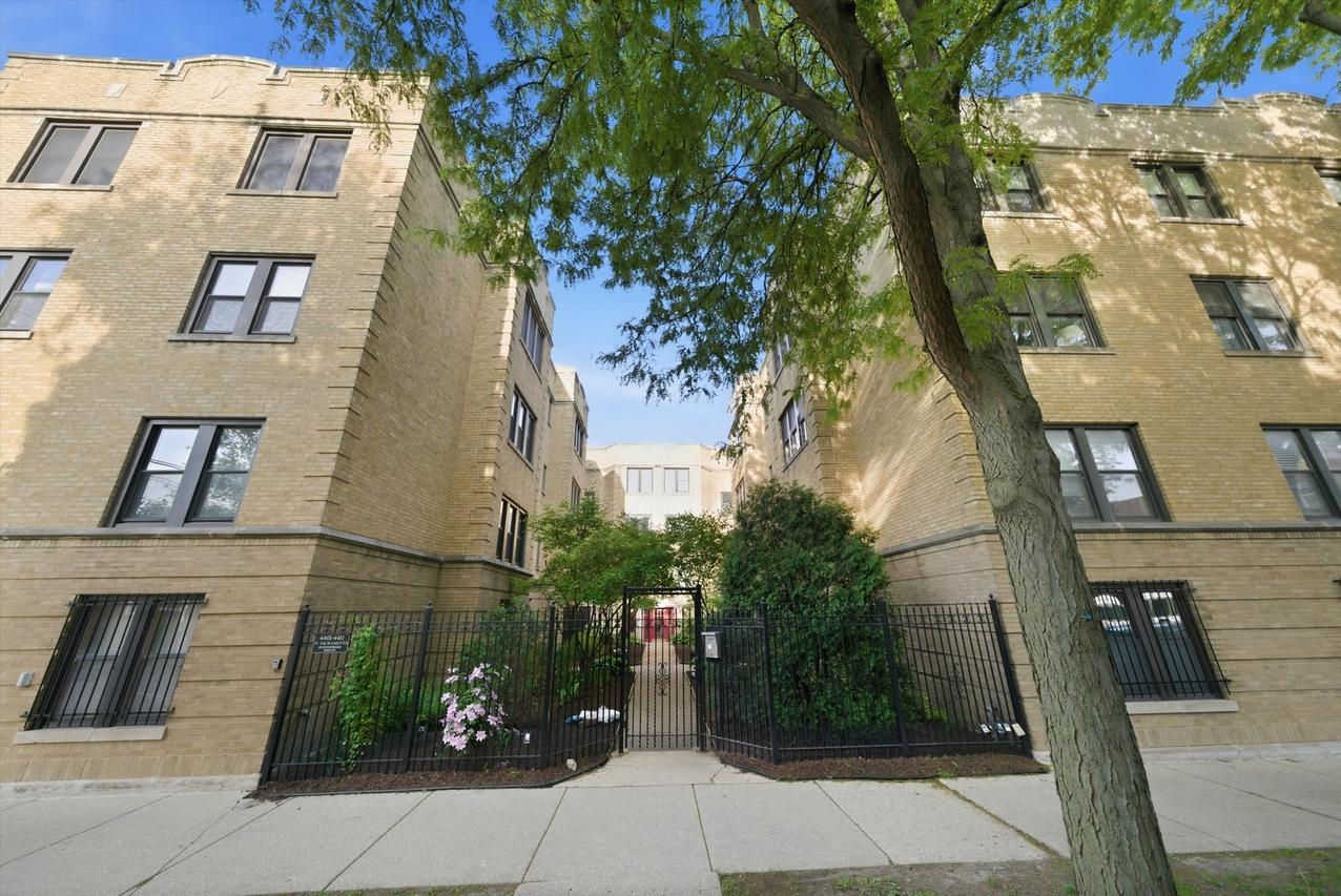 4409 N Sacramento Ave. #G, Chicago, IL 60625