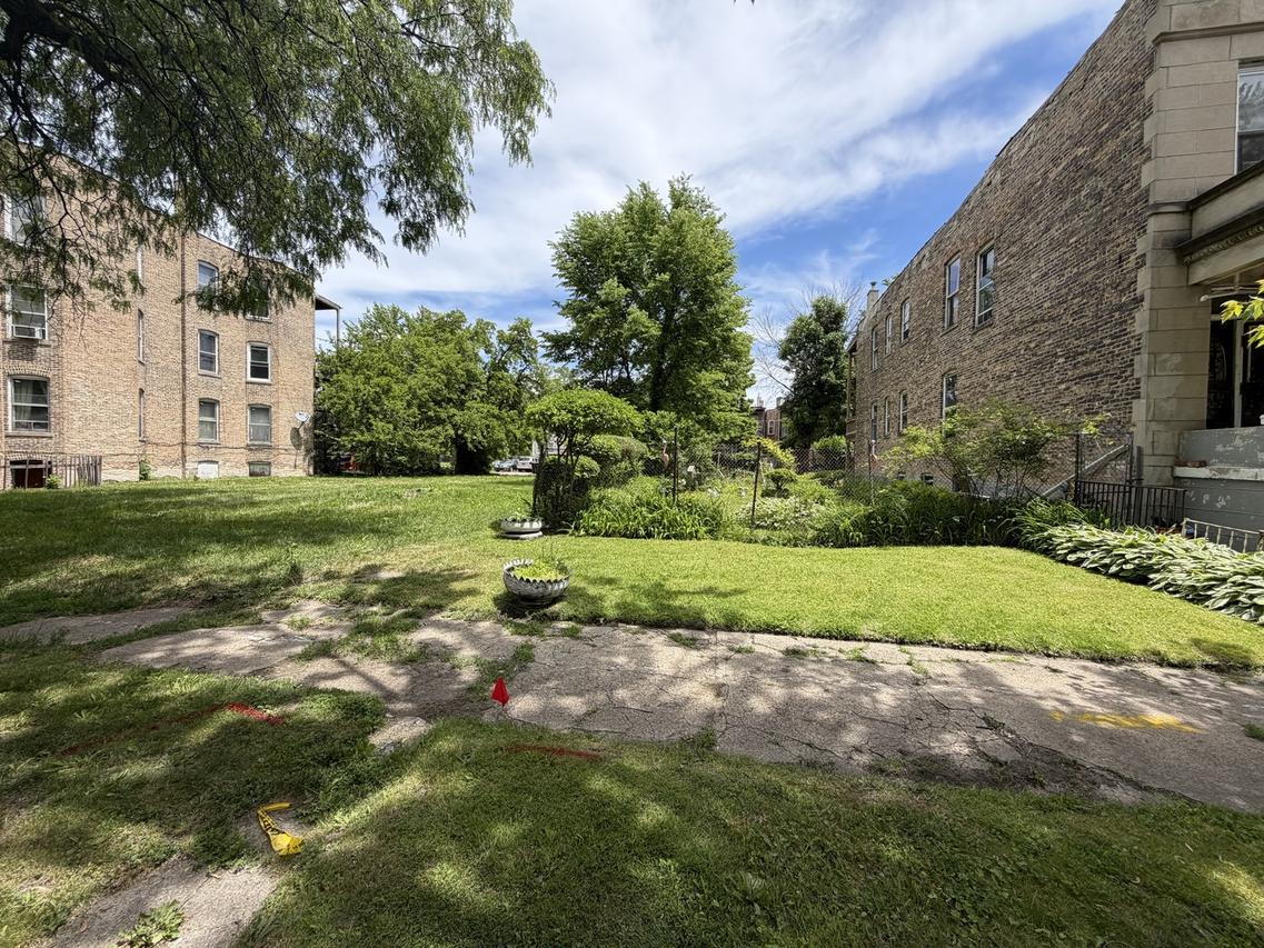 5717 S Peoria St., Chicago, IL 60621
