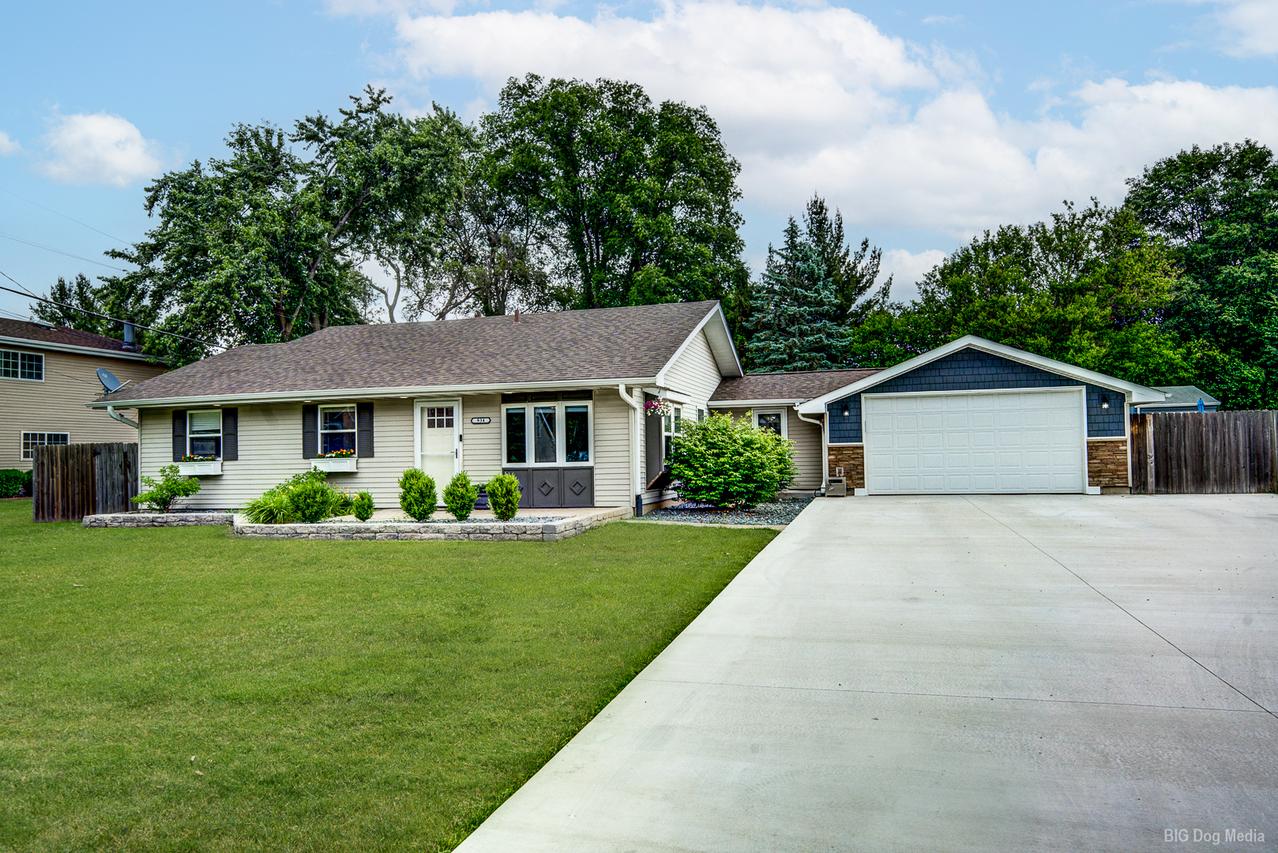 934 Ogden Rd., New Lenox, IL 60451