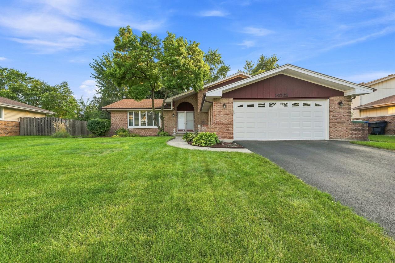 14712 S Arboretum Dr., Homer Glen, IL 60491