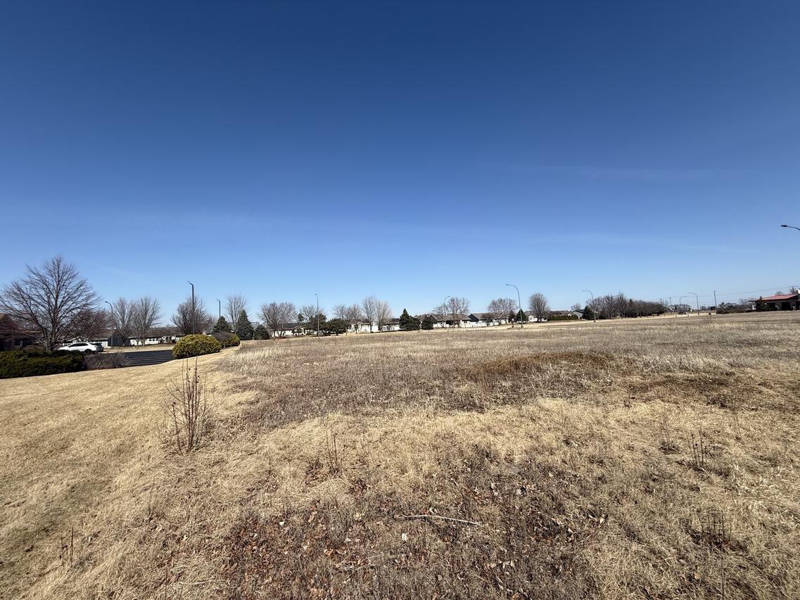 1900 Pierce Ct., Belvidere, IL 61008