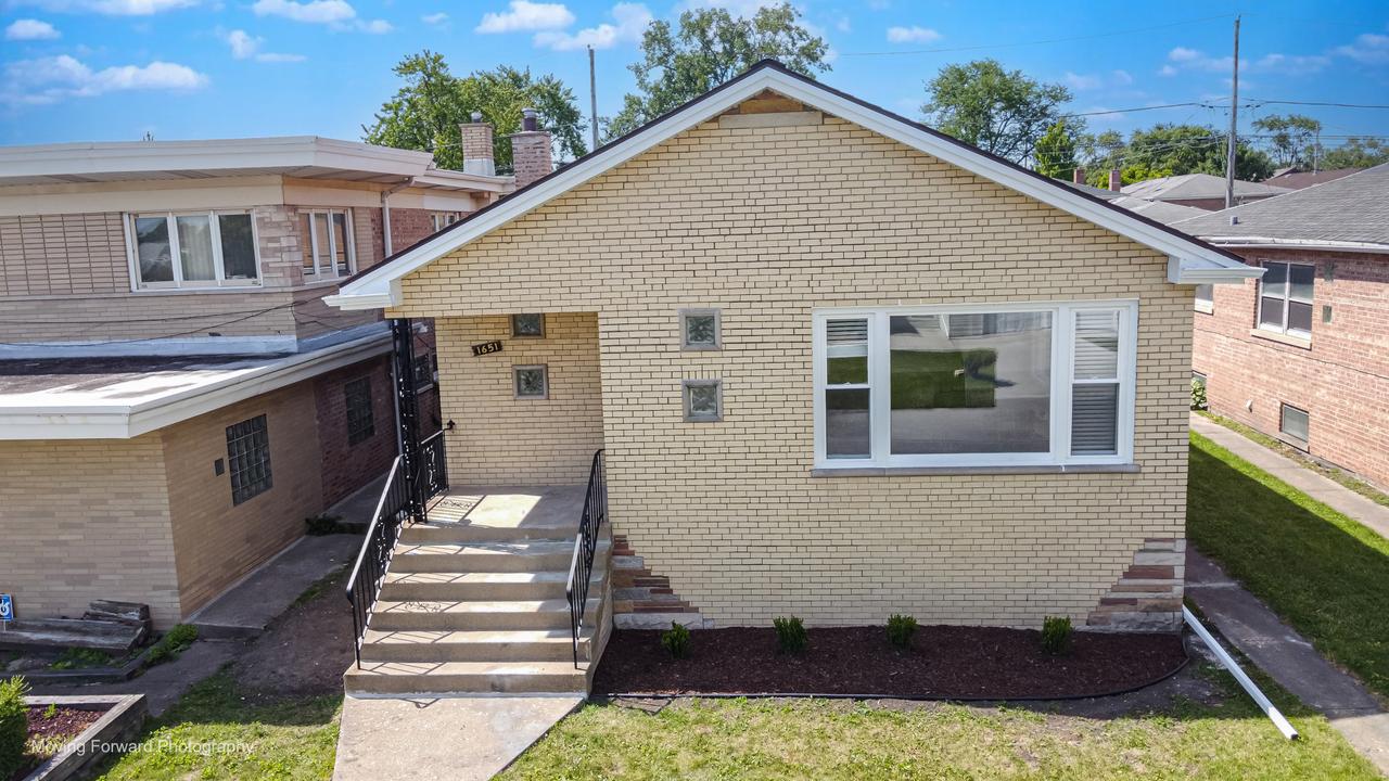 1651 E 91st St., Chicago, IL 60617