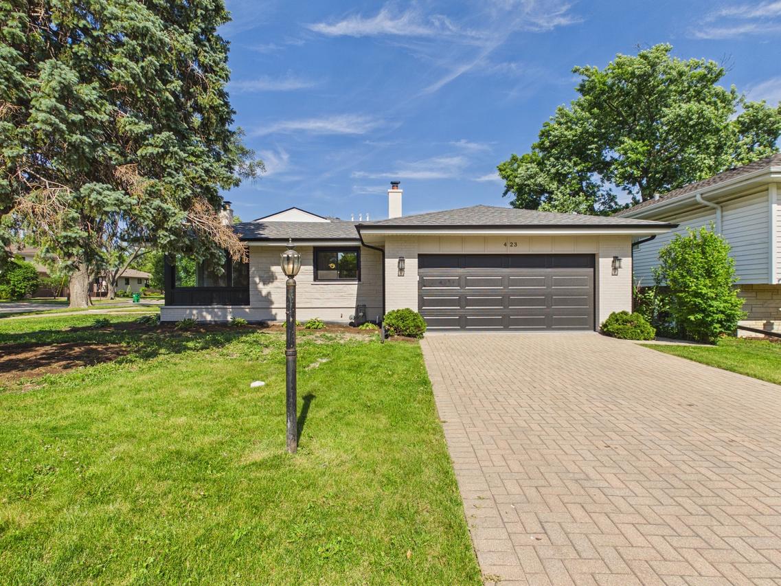 423 N Aldine Ave., Park Ridge, IL 60068