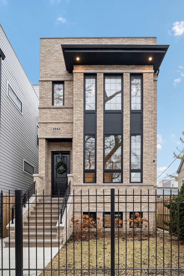 2042 N Honore St., Chicago, IL 60614