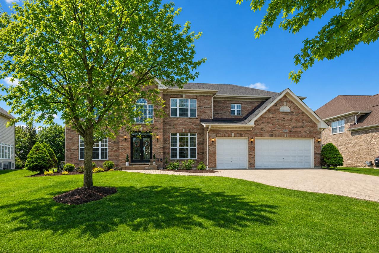 5423 Swan Cir., Hoffman Estates, IL 60192